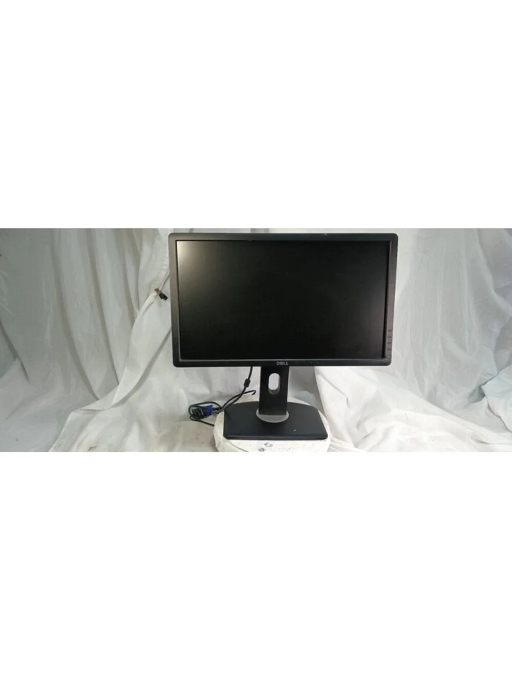 Dell P2212Hb 22in Full HD 1080p LED LCD Monitor VGA DVI USB Hub Ergonomic
